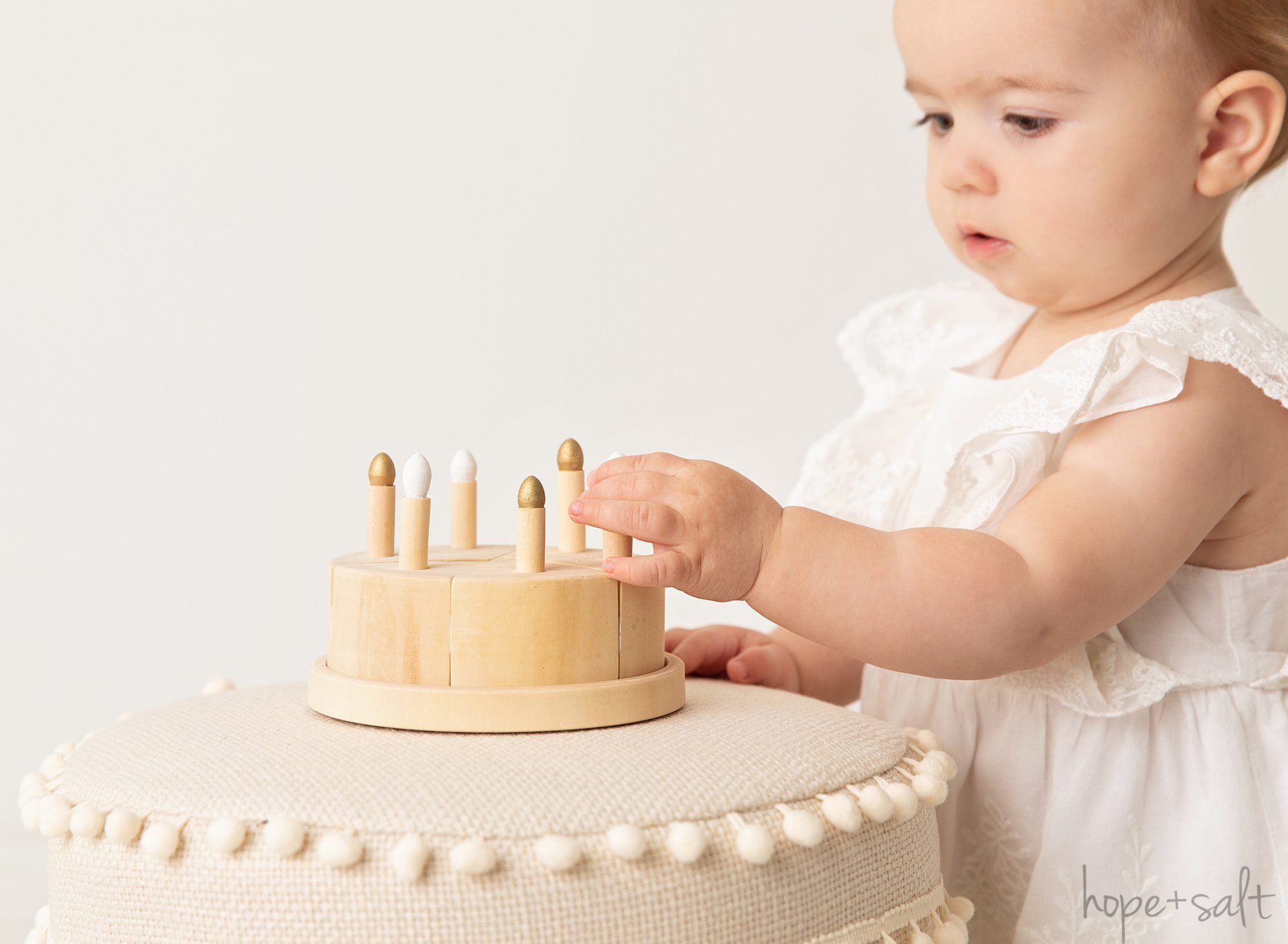 oakville first birthday photographer baby H
